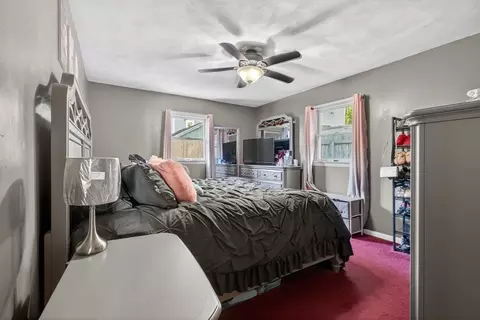 Bedroom - 157 Maplewood Ave, Gloucester, MA 01930 photo 1 of 6
