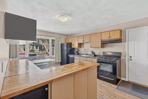 Kitchen - 157 Maplewood Ave, Gloucester, MA 01930 photo 1 of 3