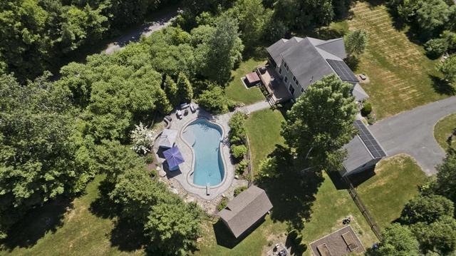 2 Deer Haven Dr, Haydenville, MA 01039