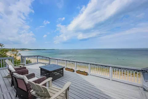 26 Indian Trl, Bourne, MA 02562