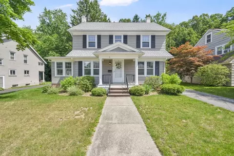 124 Westmoreland Ave, Longmeadow, MA 01106