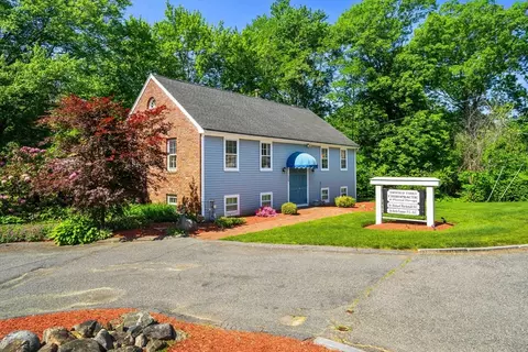 125 Ipswich Rd, Topsfield, MA 01983