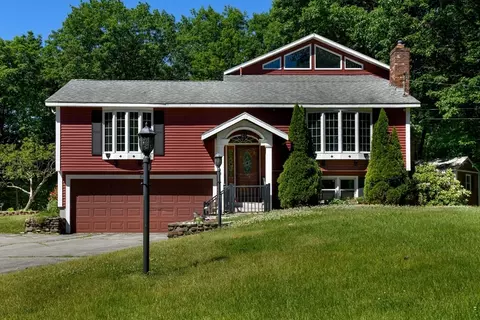 62 S Ashburnham Rd, Westminster, MA 01473