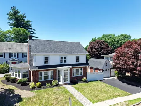 8 Horace Rd, Belmont, MA 02478