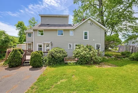 5 Packard St, Palmer, MA 01069