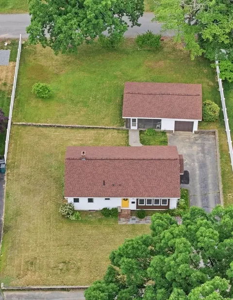 View/Area - 40 Pine St, Hudson, MA 01749 photo 1 of 2