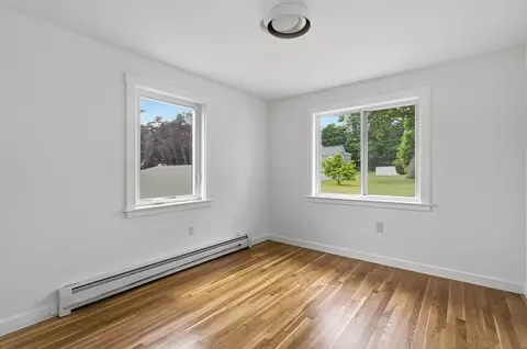 Bedroom - 40 Pine St, Hudson, MA 01749 photo 2 of 3