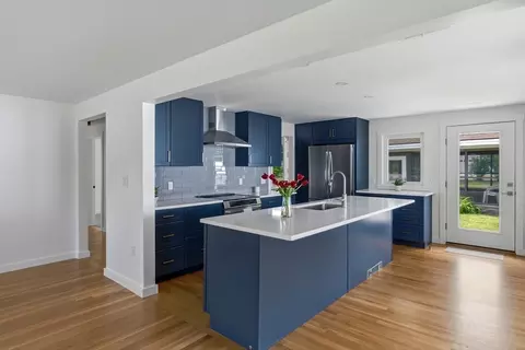 Kitchen - 40 Pine St, Hudson, MA 01749 photo 5 of 5