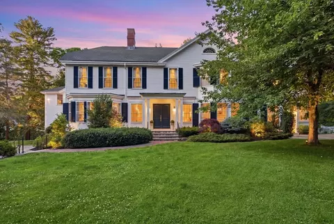 31 B0yles St, Beverly, MA 01915