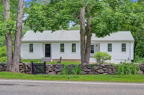 Exterior - 355 Boston Rd, Sutton, MA 01590 photo 9 of 9