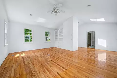 Living - 355 Boston Rd, Sutton, MA 01590 photo 3 of 9