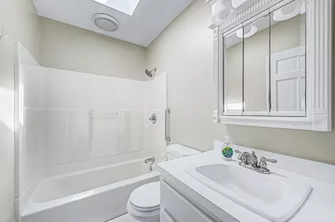 Bath - 355 Boston Rd, Sutton, MA 01590 photo 1 of 2