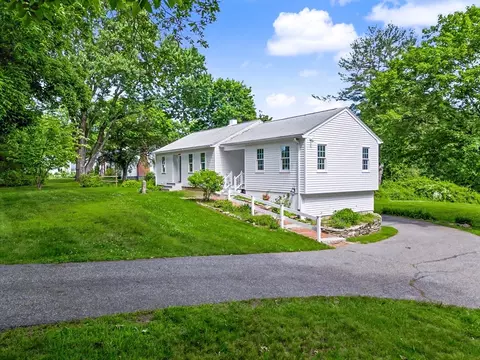 Exterior - 355 Boston Rd, Sutton, MA 01590 photo 3 of 9