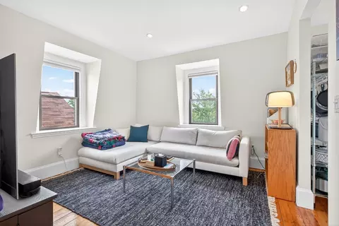 113 Chestnut Ave #3, Boston, MA 02130