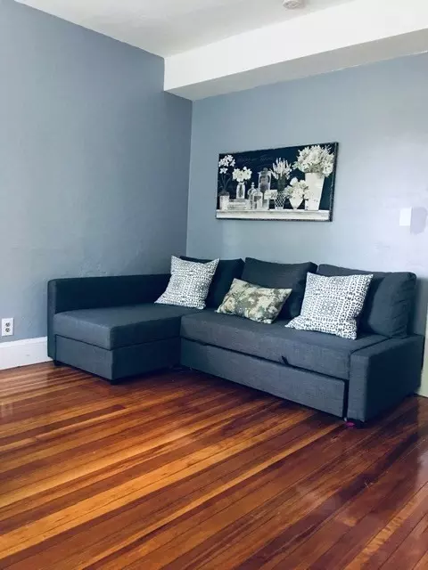 68 Phillips St, Quincy, MA 02170