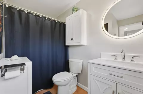 40 Salisbury St, Fall River, MA 02724 photo 24