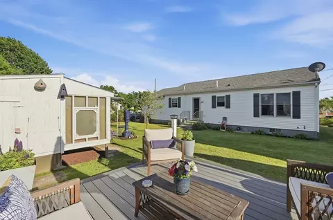 40 Salisbury St, Fall River, MA 02724 photo 27