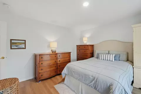 40 Salisbury St, Fall River, MA 02724 photo 17