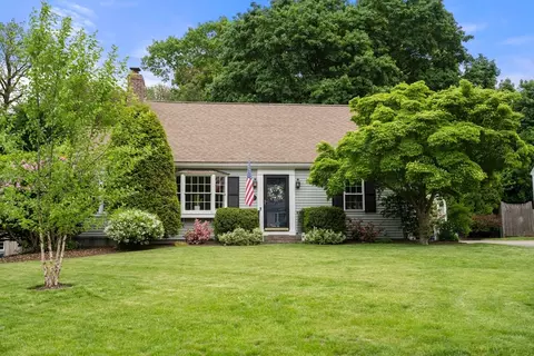 15 Killeen Rd, Walpole, MA 02032