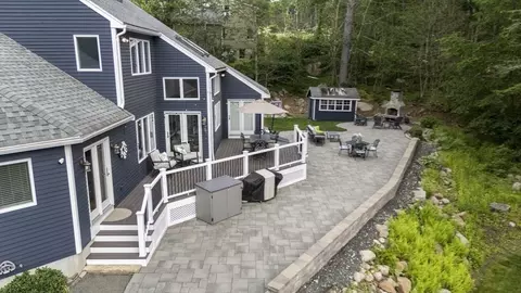 Exterior - 21 Forest Ln, Manchester, MA 01944 photo 8 of 11