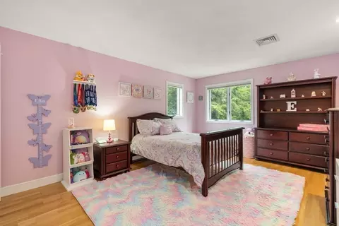 Bedroom - 21 Forest Ln, Manchester, MA 01944 photo 5 of 5