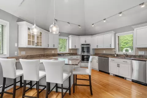 Kitchen - 21 Forest Ln, Manchester, MA 01944 photo 1 of 2