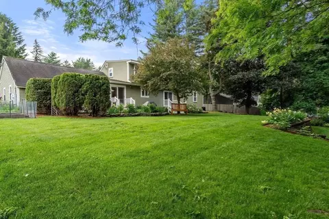 Exterior - 15 Juniper Rd, Andover, MA 01810 photo 4 of 5