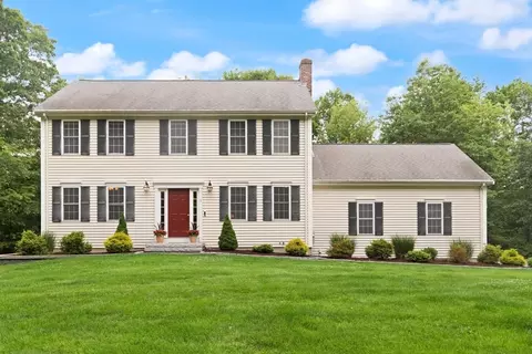 5 Winchester Rd, Medway, MA 02053