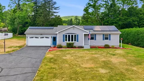 15 Tiffany Ln, Northampton, MA 01062