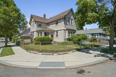 89 Ardell St, Quincy, MA 02171