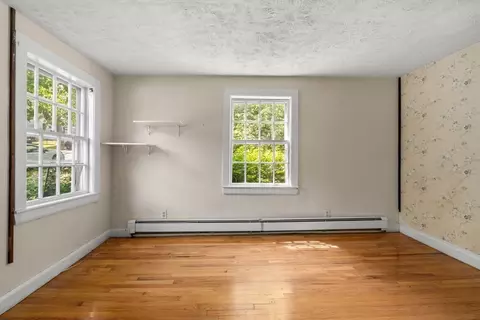Bedroom - 40 Fairfield St, Maynard, MA 01754 photo 7 of 7