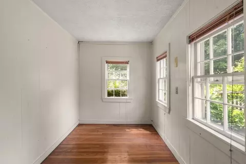 Bedroom - 40 Fairfield St, Maynard, MA 01754 photo 1 of 7