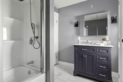 Bath - 18 Hardy St, Danvers, MA 01923 photo 3 of 3
