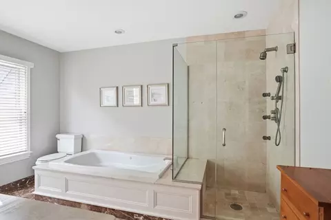 Bath - 41 Backriver Rd #41, Hingham, MA 02043 photo 3 of 6