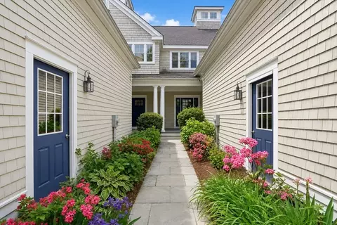 Exterior - 41 Backriver Rd #41, Hingham, MA 02043 photo 9 of 9