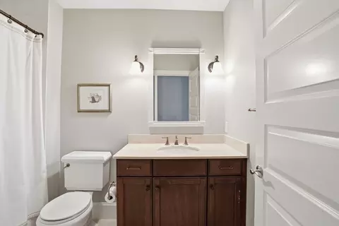 Bath - 41 Backriver Rd #41, Hingham, MA 02043 photo 5 of 6