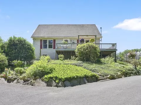 55 Southampton Rd, Westhampton, MA 01027
