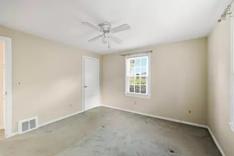 92 Massreco St, Springfield, MA 01109 photo 12