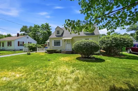 92 Massreco St, Springfield, MA 01109 photo 25