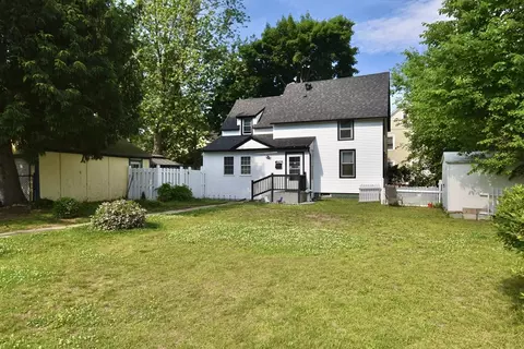 Exterior - 106 Suffolk St, Springfield, MA 01109 photo 2 of 4
