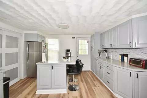 Kitchen - 106 Suffolk St, Springfield, MA 01109 photo 2 of 4