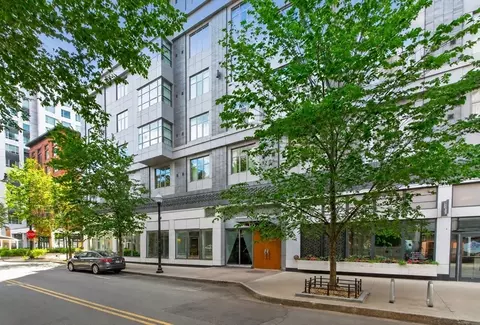 375 Canal St #801, Somerville, MA 02145