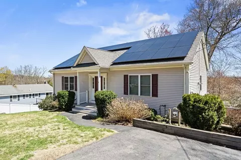 6 Fairlawn Rd, Burlington, MA 01803