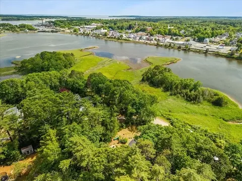 66 Mayflower Ridge Dr, Wareham, MA 02571 photo 14