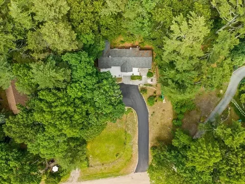 66 Mayflower Ridge Dr, Wareham, MA 02571 photo 5
