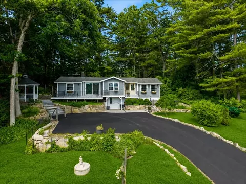 66 Mayflower Ridge Dr, Wareham, MA 02571 photo 2