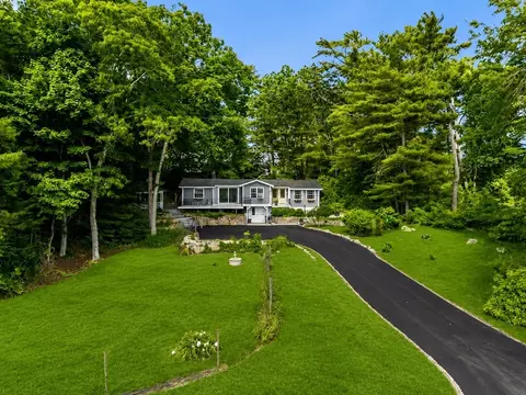 66 Mayflower Ridge Dr, Wareham, MA 02571 photo 3