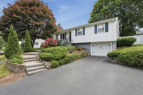 12 Edgewood Dr, Milford, MA 01757