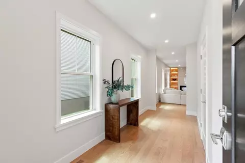 Entry Way - 89 Spring St, Lexington, MA 02421 photo 1 of 4