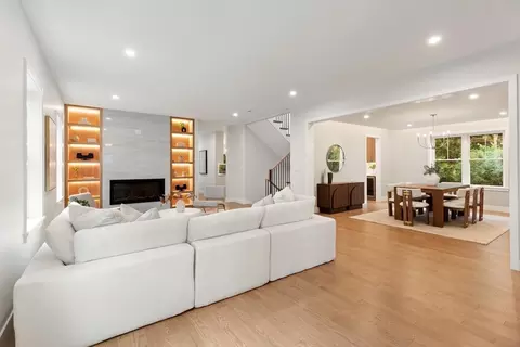 Living - 89 Spring St, Lexington, MA 02421 photo 1 of 5